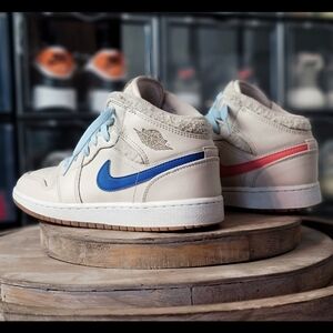 Jordan 1 Mid Utility Fleece Teddy Bear Edition Wmns 5.5 Or 5Y Fast Shipper